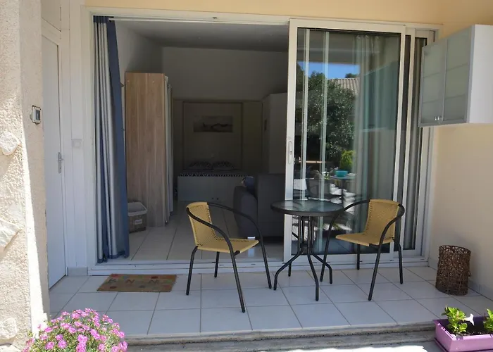 Studio Au Coeur D\'Un Jardin Reposant